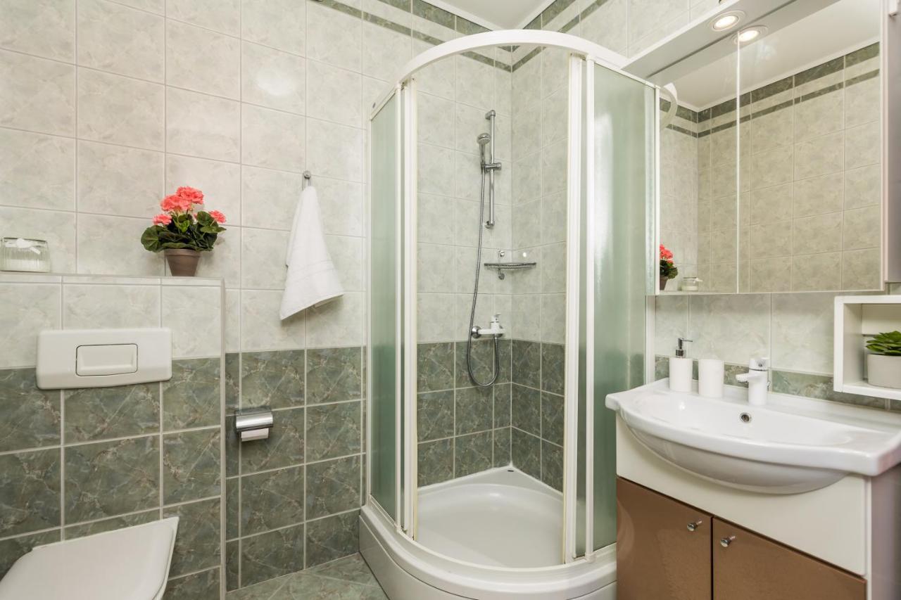Apartment All For You - With A Swimming Pool Opatija Exteriör bild